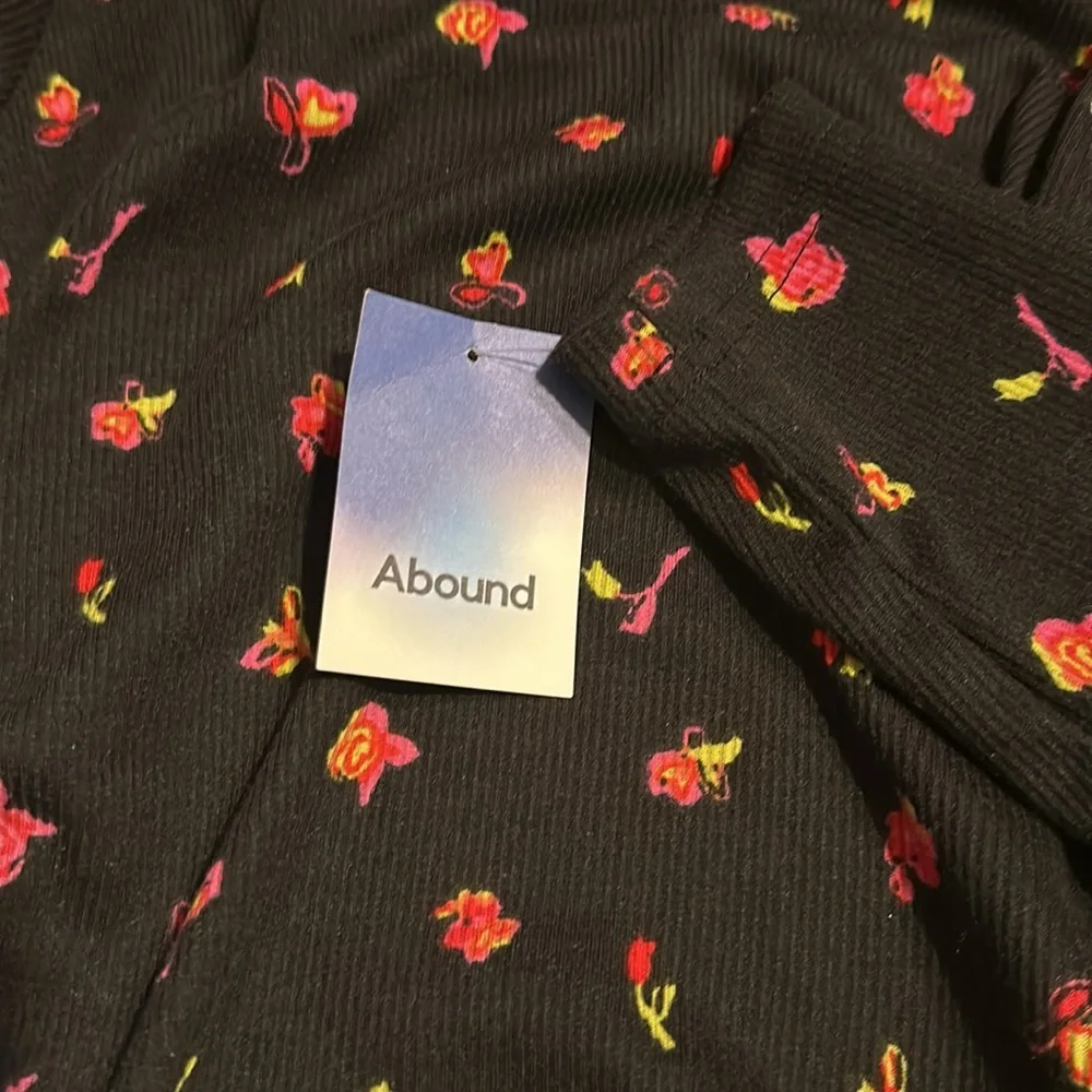 Abound Nordstrom black floral ribbed dress ruched sides NWT - Picture 7 of 10